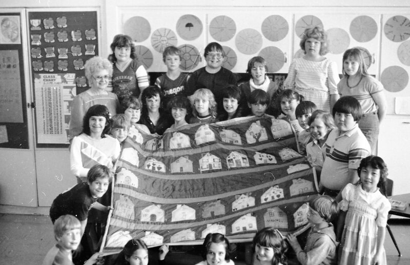 1983 Ackerman Elementary School, Quilt 02