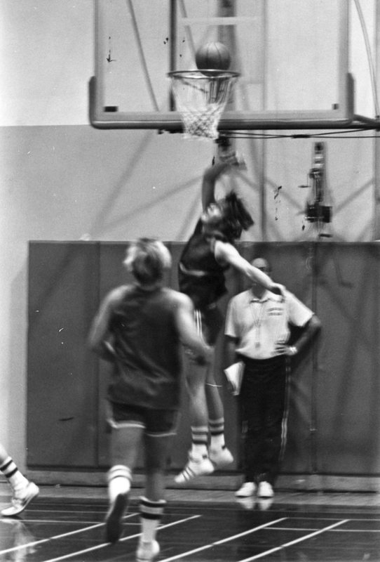 1977 Basketball Practice 01