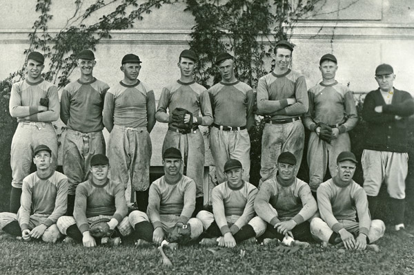 1935 Baseball Team