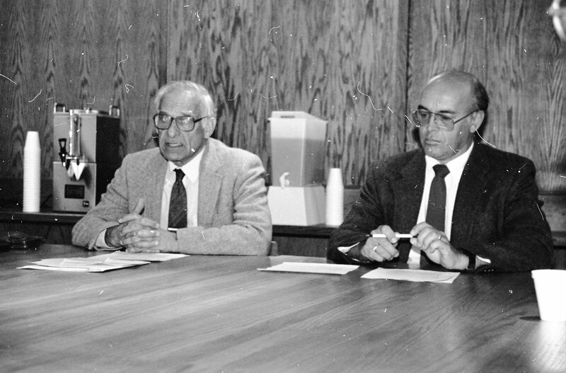 1987 Meeting, Signing 15