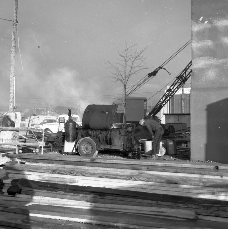1971 Walter M. Pierce Library Remodel, Roofing 03