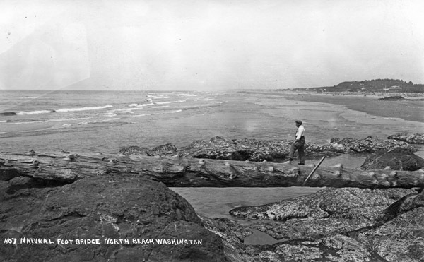 North Beach, Foot Bridge