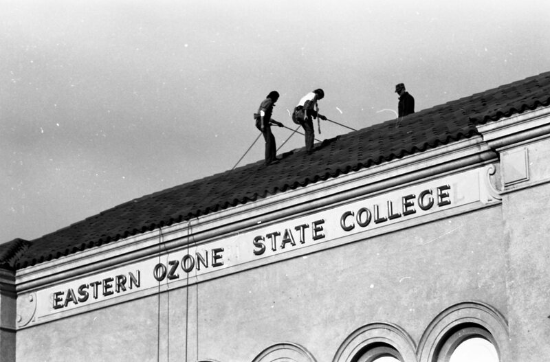 1976 Outdoor Program Rappelling, Changing Signs 05