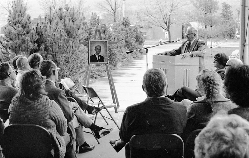 1983 Badgley Hall Dedication 08