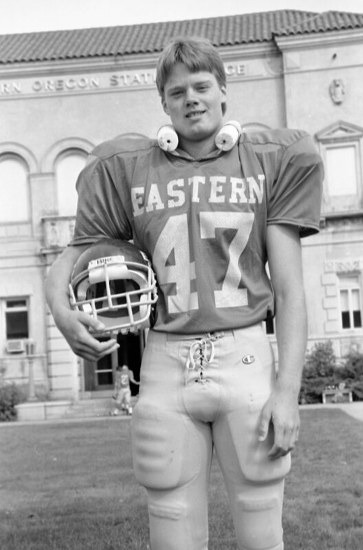 1986 Football Player, Portraits 33
