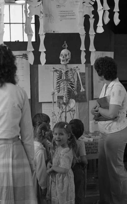 1982 Ackerman Elementary Wellness Day 04