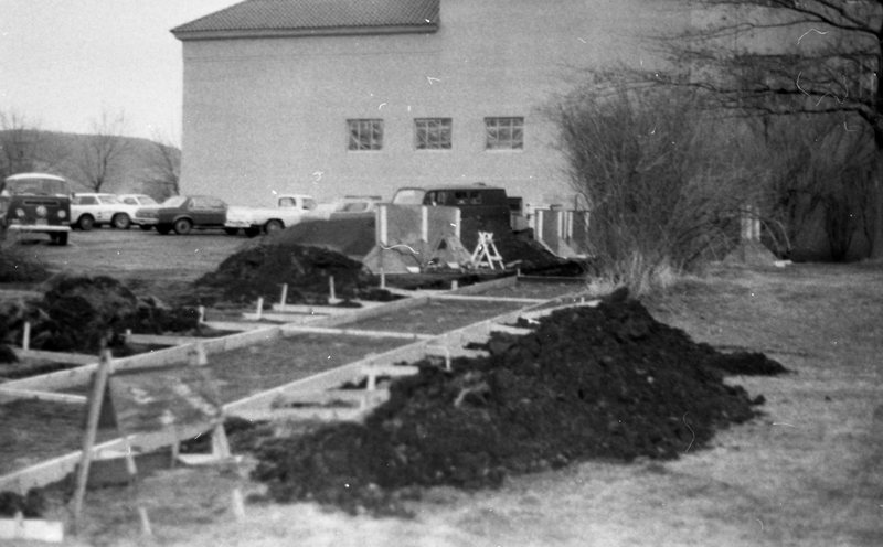 1980 Pierce Library Ramp Construction 01