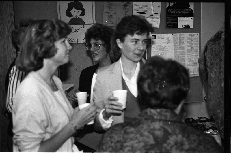 1988 Employees, Reception 14