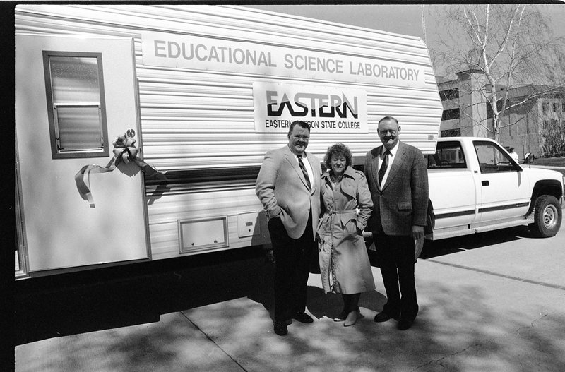 1991 Mobile Laboratory, Ribbon Cutting 01