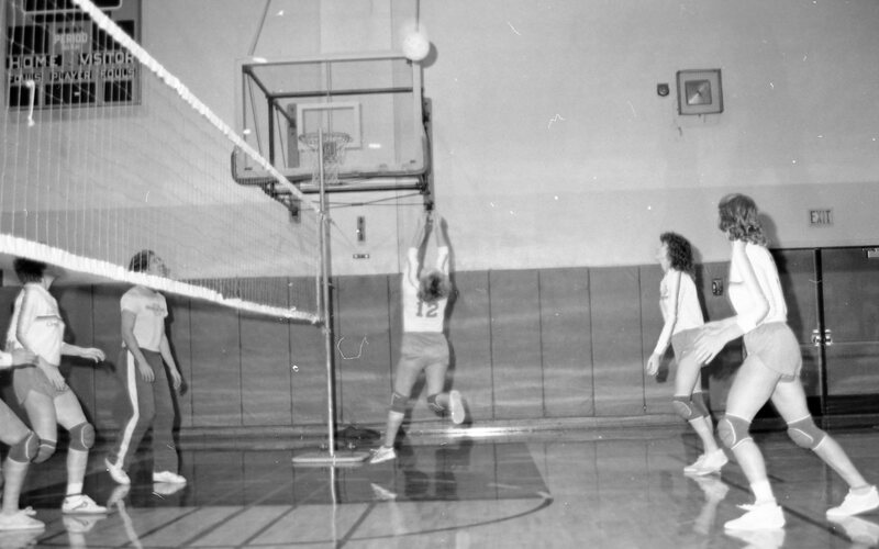 1982 Volleyball Action 13