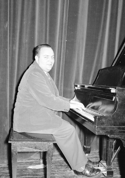 1949-50 Pianist 1-1