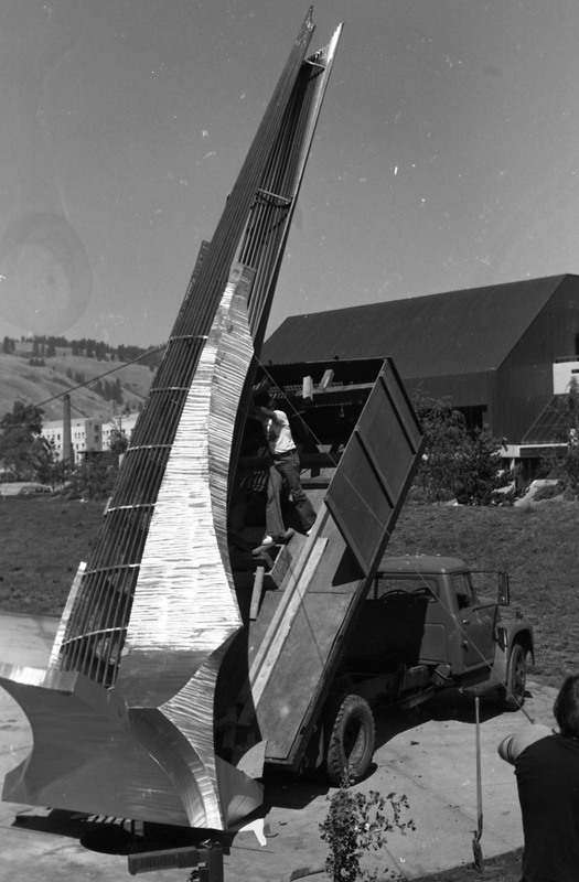 1981 Sculpture, Amphitheater Install 26