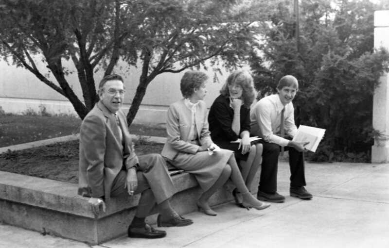 1984 Bill Wells with Students 02
