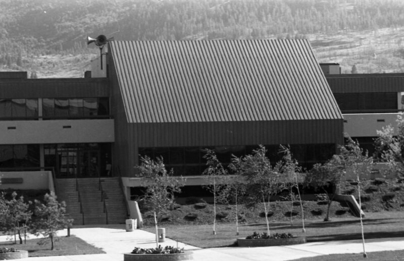 1976 Campus 19