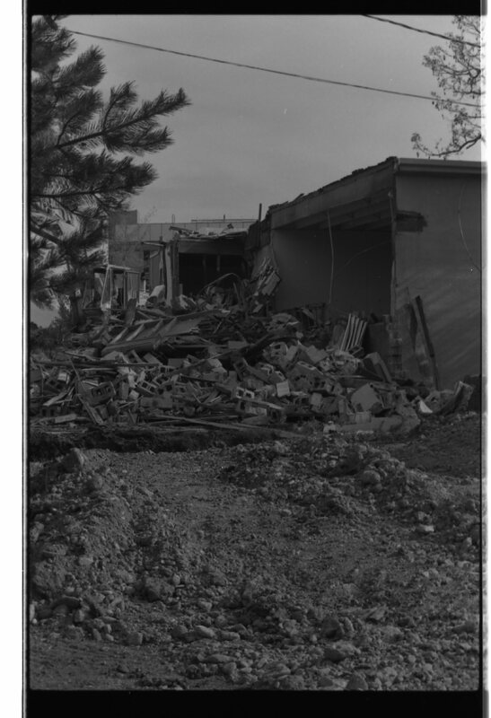 1989 Facilities Building, Demolition 04