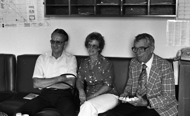 1982 Guests, Party 03