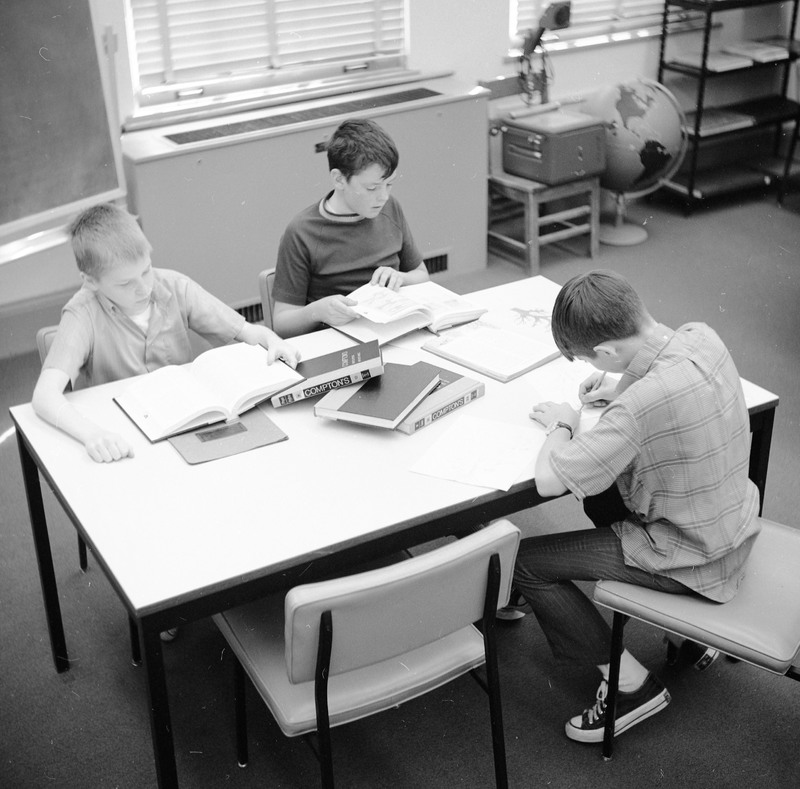 1970 Ackerman Elementary School, Classroom 01