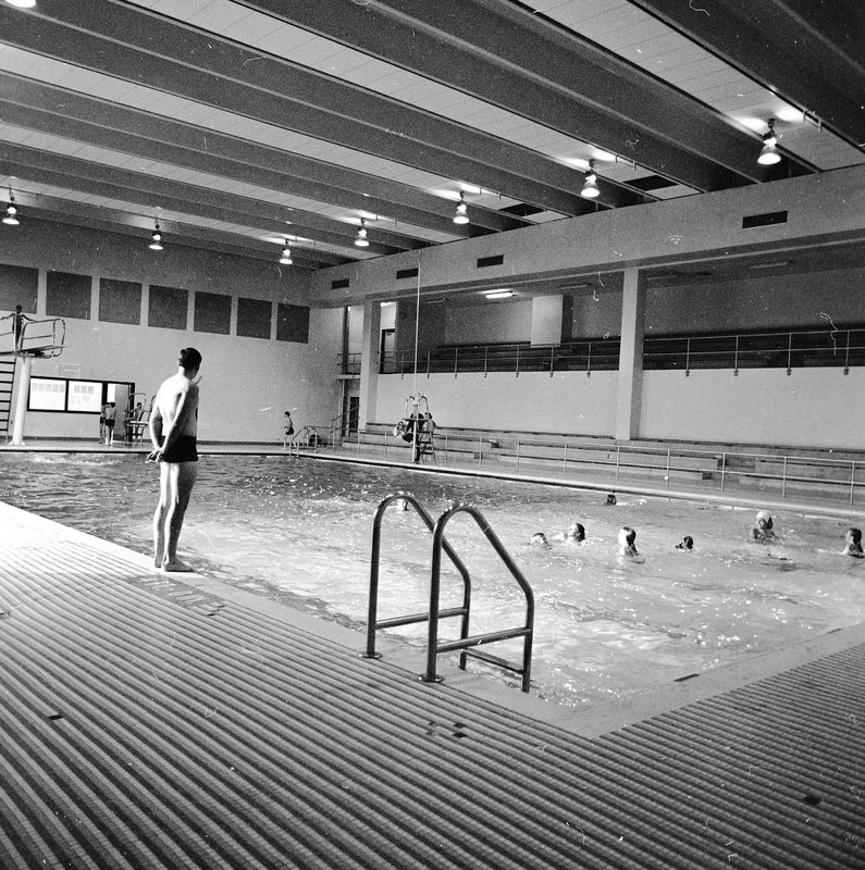 1972 Swimming, Diving Practice 01