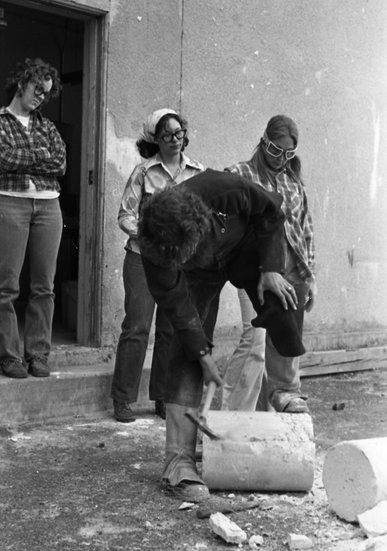 1977 Sculpture Class, Breaking Molds 14