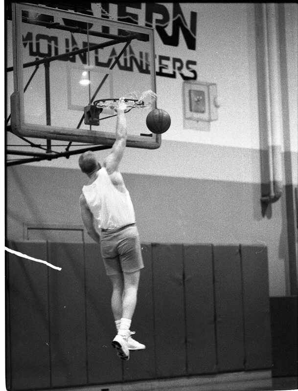 1991 Basketball, Intramural Dunk Contest 02