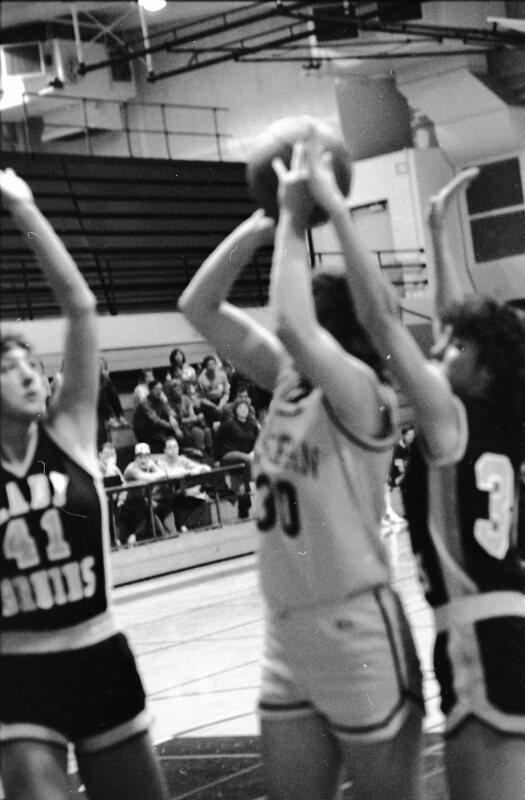 1987 Women's Basketball Action, George Fox at EOSC 34
