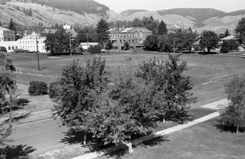 1984 Campus 10