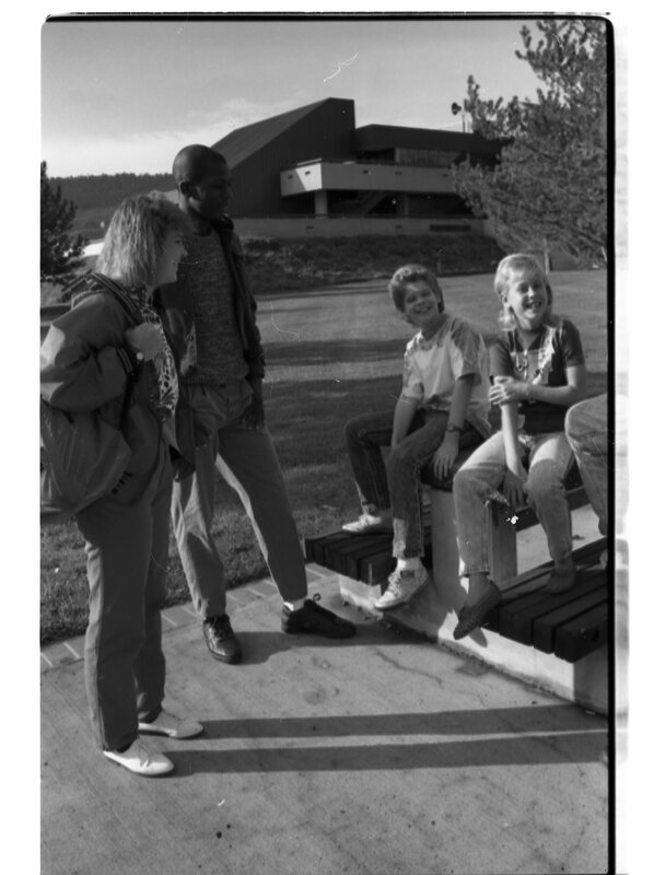 1988 Students & Children, Outdoors 20