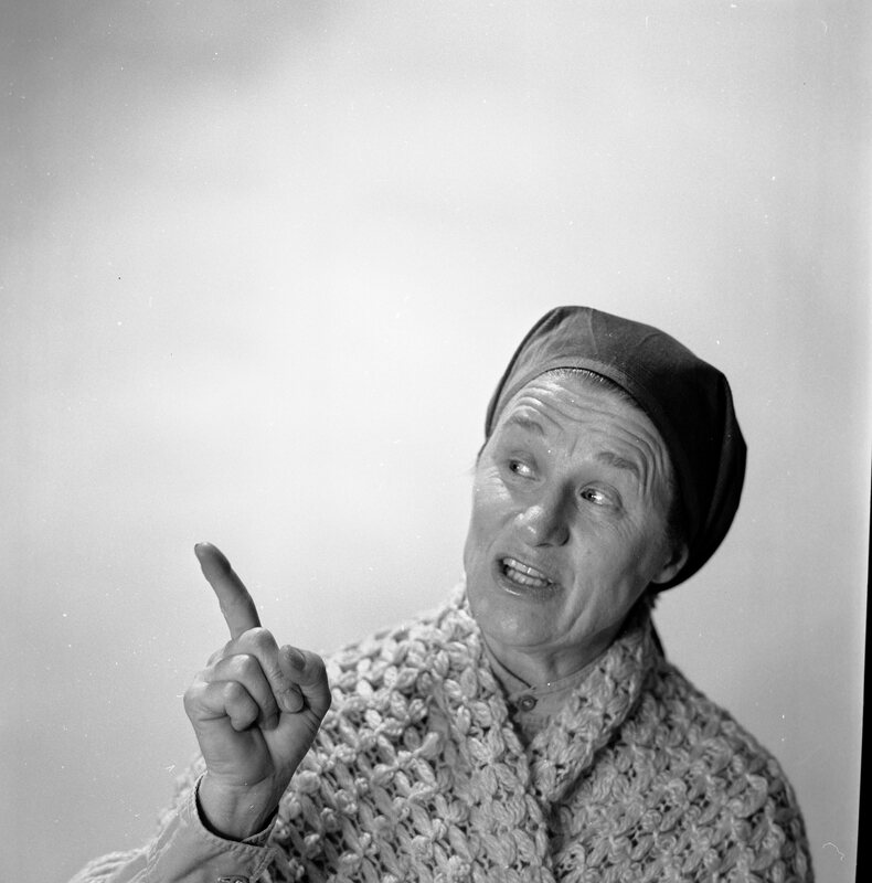 1973 "Fiddler on the Roof" Cast 11
