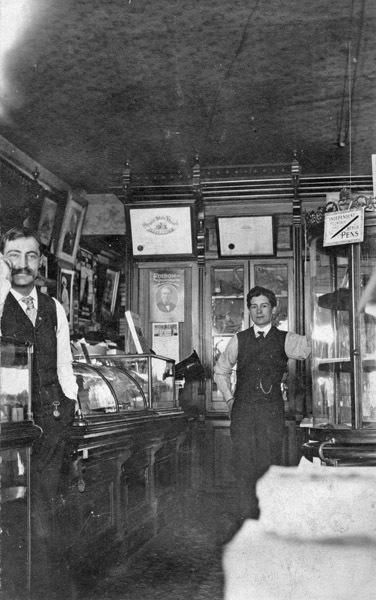 Store Interiors, Red Cross Drug 7