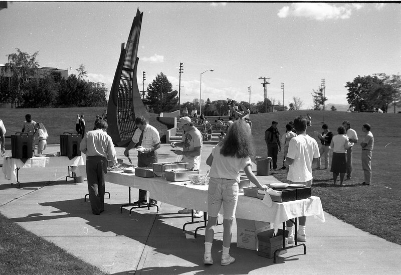 1990 Orientation, Barbecue 08
