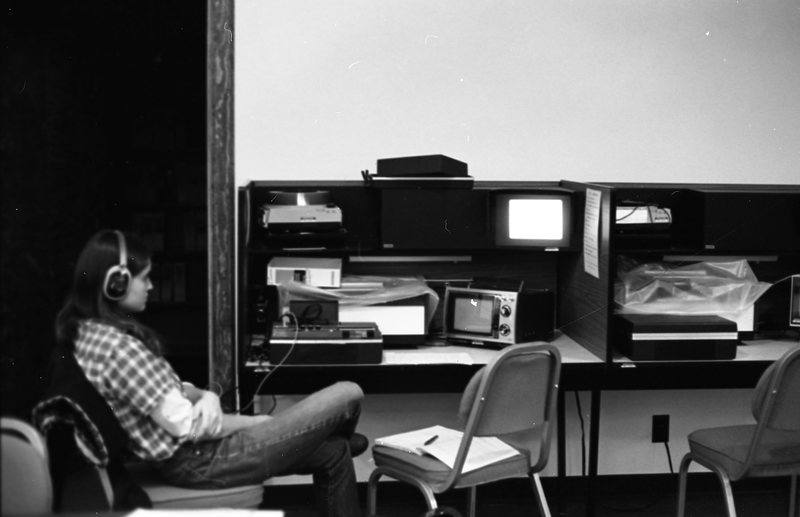 1980 Student, Audio 01