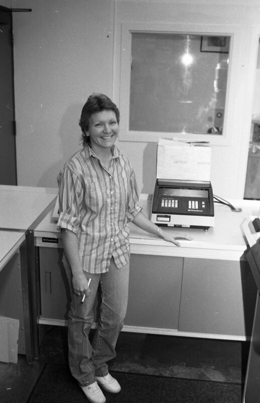 1985 Employees, Campus Mail 08