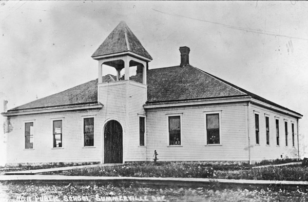 Summerville, School