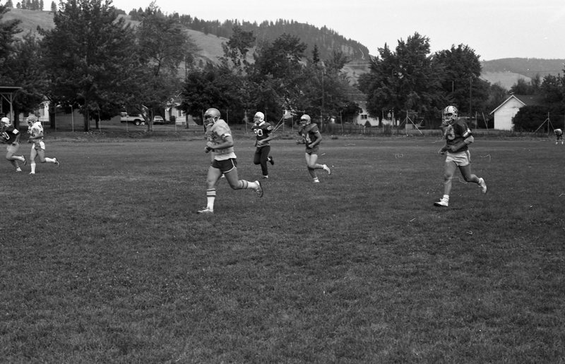 1982 Football Camp 10