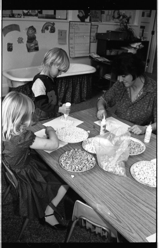 1989 Ackerman Elementary School, Art 03