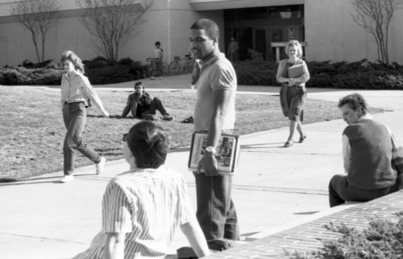 1986 Students, Outdoors in March 37