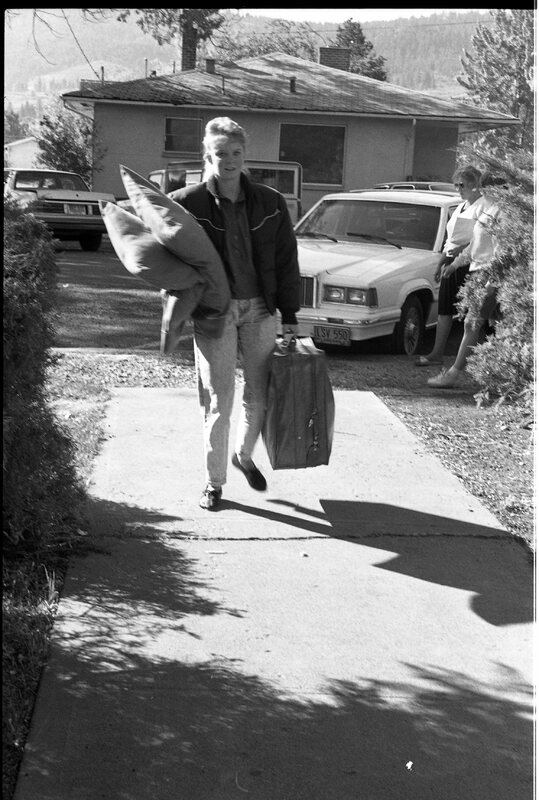 1988 Residence Life, Moving In 17