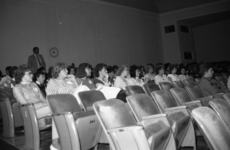 1985 First Day of Classes, Business 02