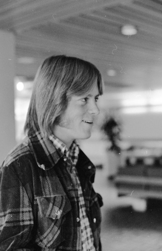1974 Student, Unidentified Man R 01
