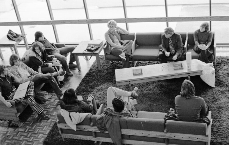1974 Students, Discussion 04