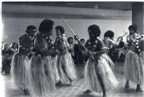 1982 Micronesian Performers 1-1