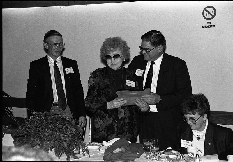 1990 Alumni Awards Banquet 03