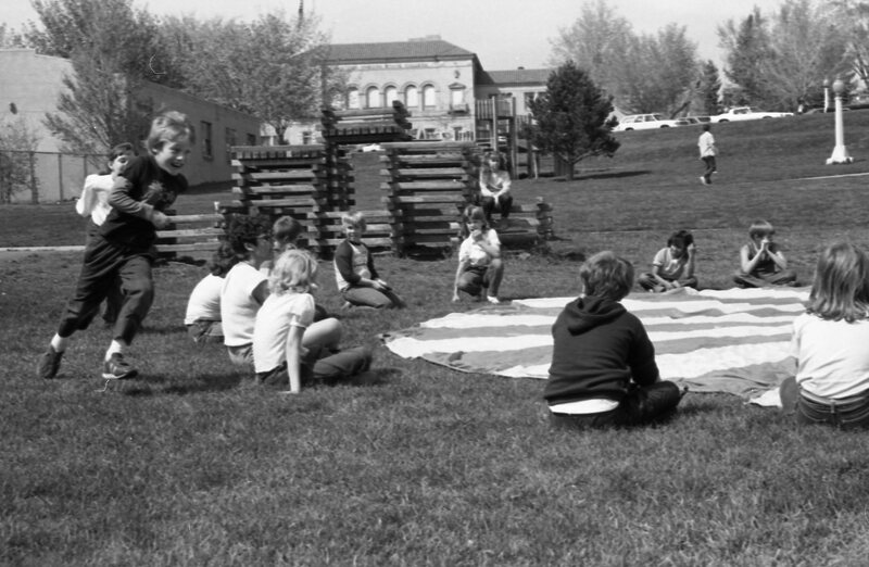 1985 Ackerman Elementary School, Parachute 03