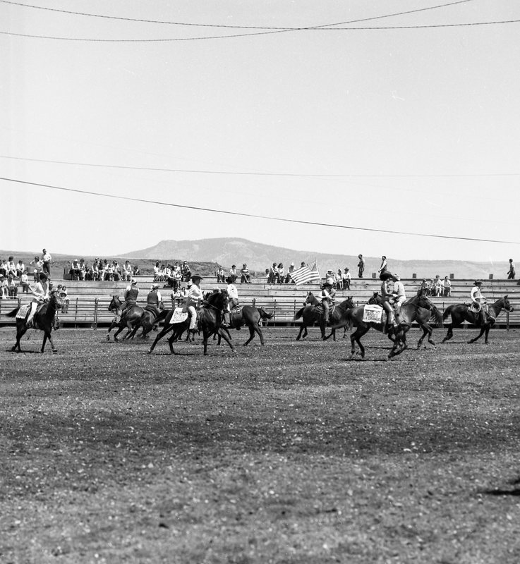 1970 Rodeo, Arena Parade 01