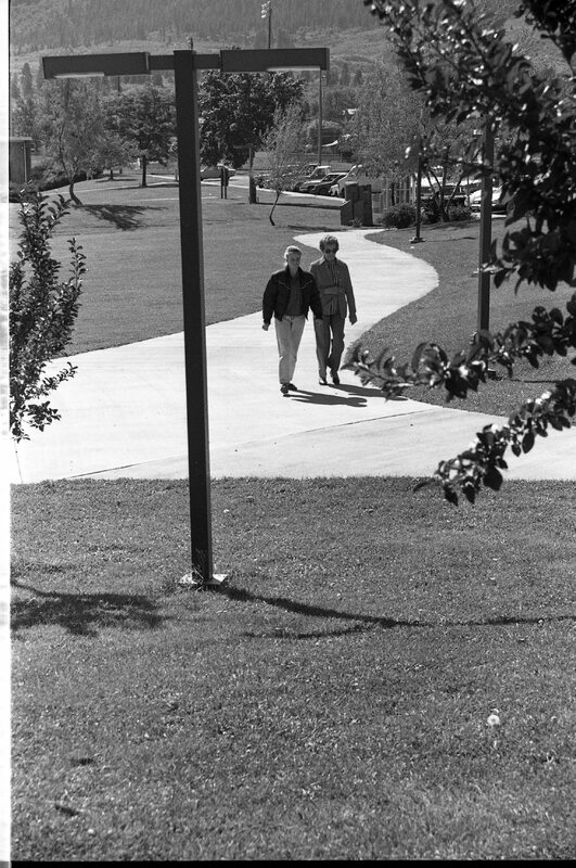 1988 Residence Life, Moving In 10