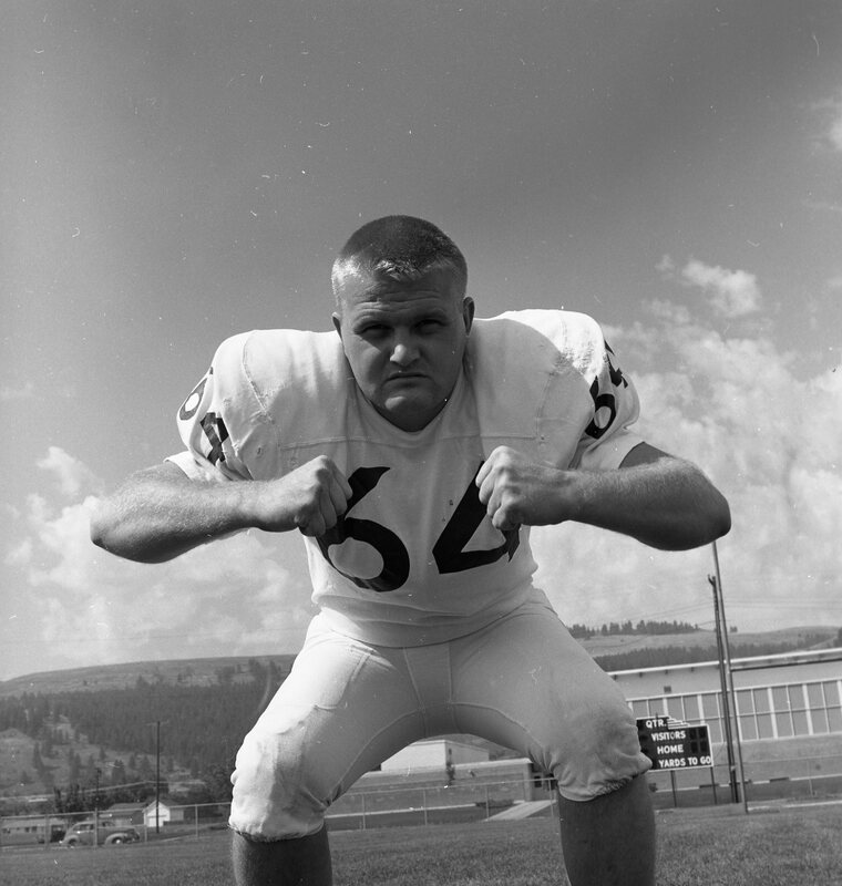 1968 Football Player 10