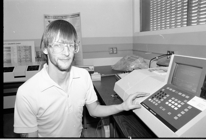 1991 Science Award, Eric Stover 01