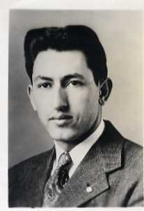 50's Employee, Simon Chavez