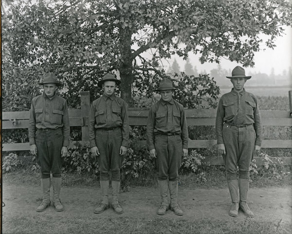 La Grande, Military Unit 1
