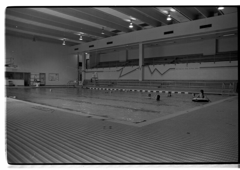 1989 Quinn Coliseum, Swimming Pool 04